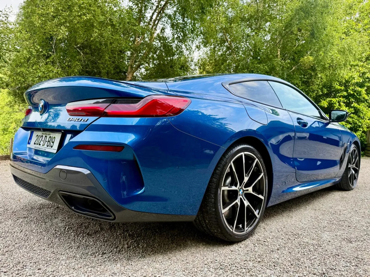BMW 8-Series 840D XDRIVE M SPORT PRO - Image 5