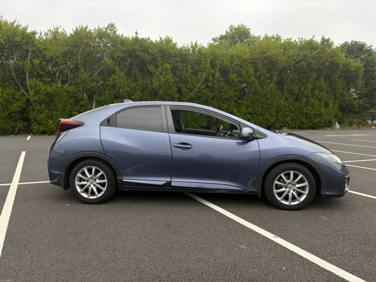 Honda Civic 5DR 1.6 I-DTEC EXECUTIVE 4DR - Image 2