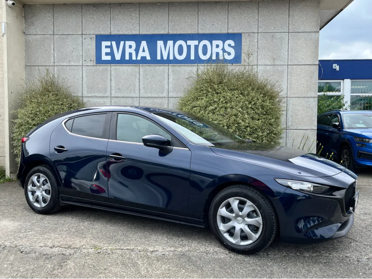 Mazda Mazda3 S AUTOMATIC 1.5 PETROL //REVERSE CAME - Image 3