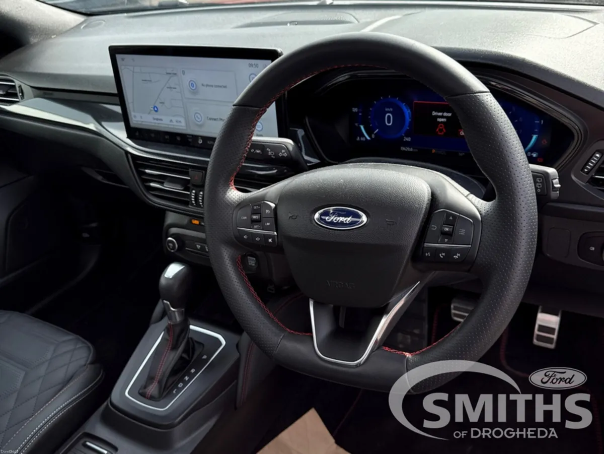 Ford Focus ST-LINE X 1.0T 155PS *AUTO* - Image 2