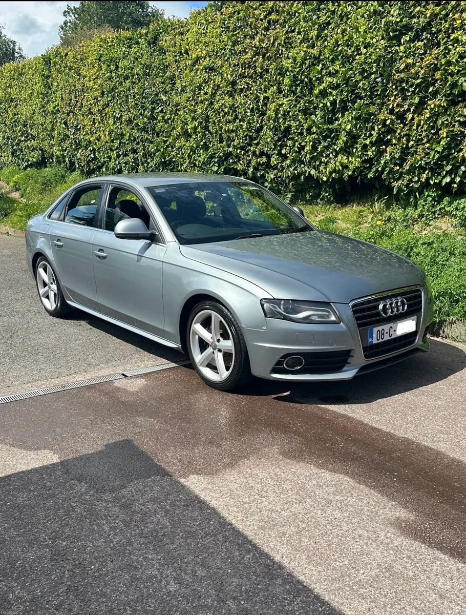 Audi A4 S-line B8 - Image 1