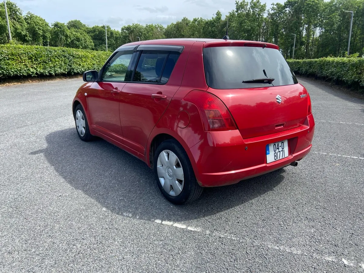2004 Suzuki Swift 1.3 Auto - Image 2