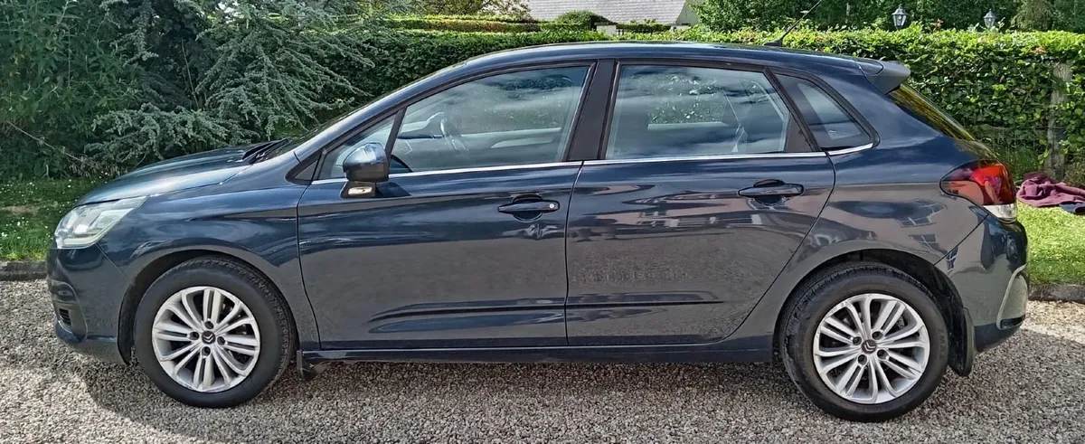 Citroen C4 2015 low kms - Image 2