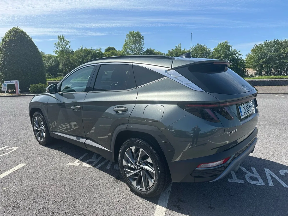 Hyundai Tucson Executive plus 2021 - Image 2