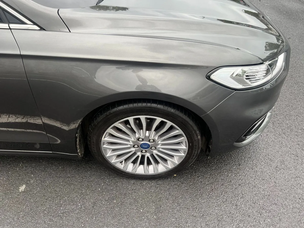 Ford Mondeo 2021 - Image 4