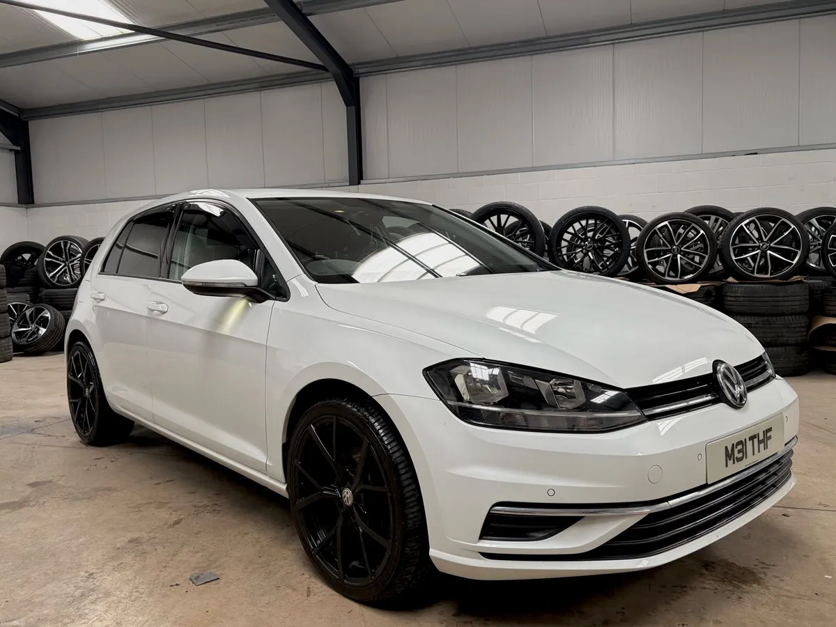 2017 VW Golf SE NAV Edition 1.6TDI - Image 3