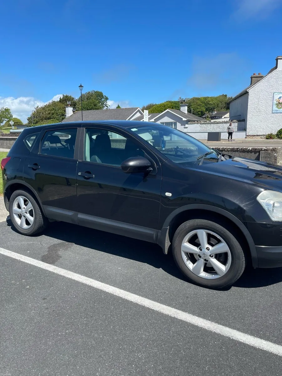 Nissan Qashqai 2009 - Image 4