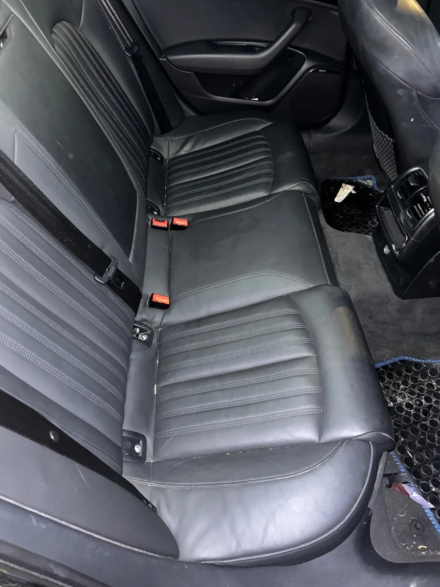 Audi A6 2014 - Image 2
