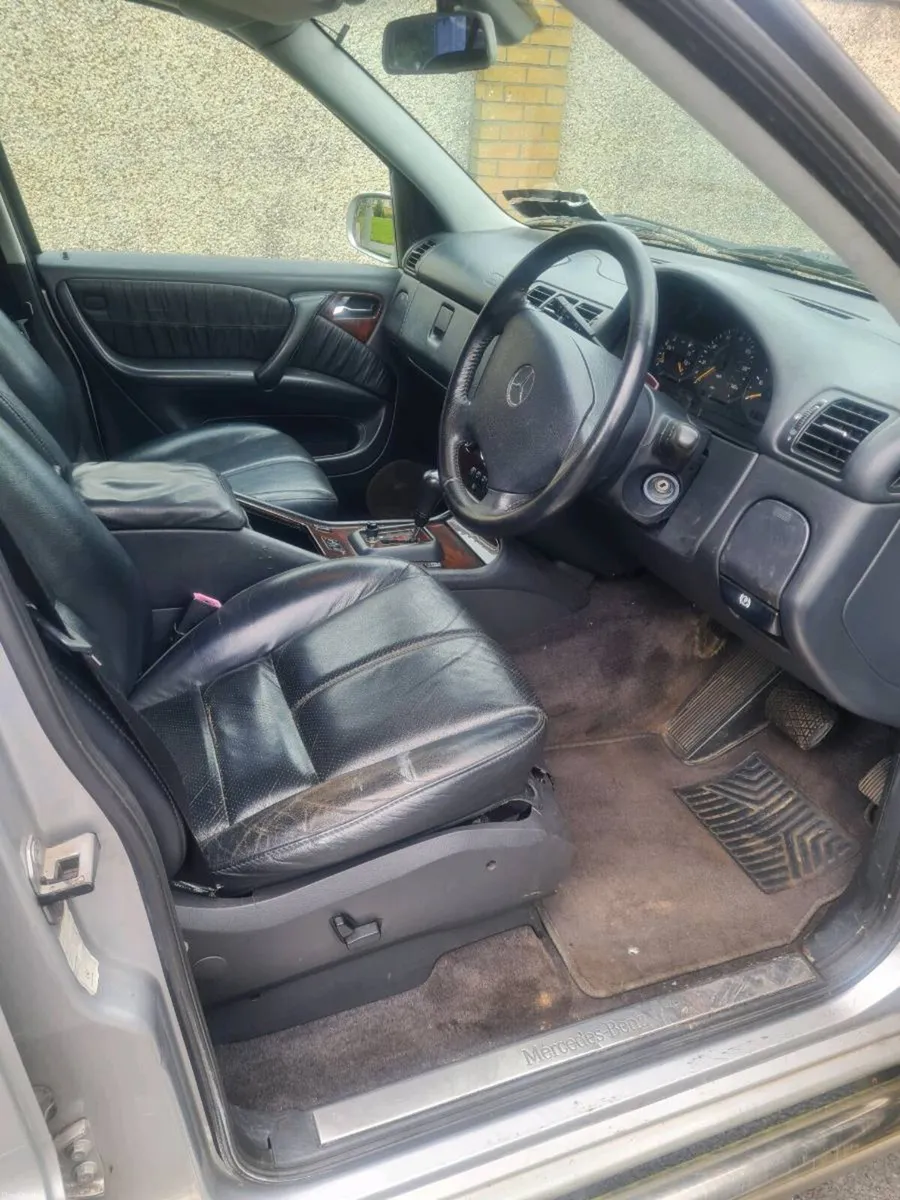 Mercedes ML270 - Image 3