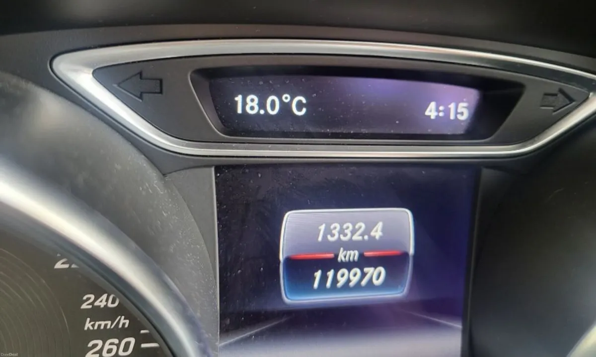 Mercedes-Benz CLA180 - Image 4