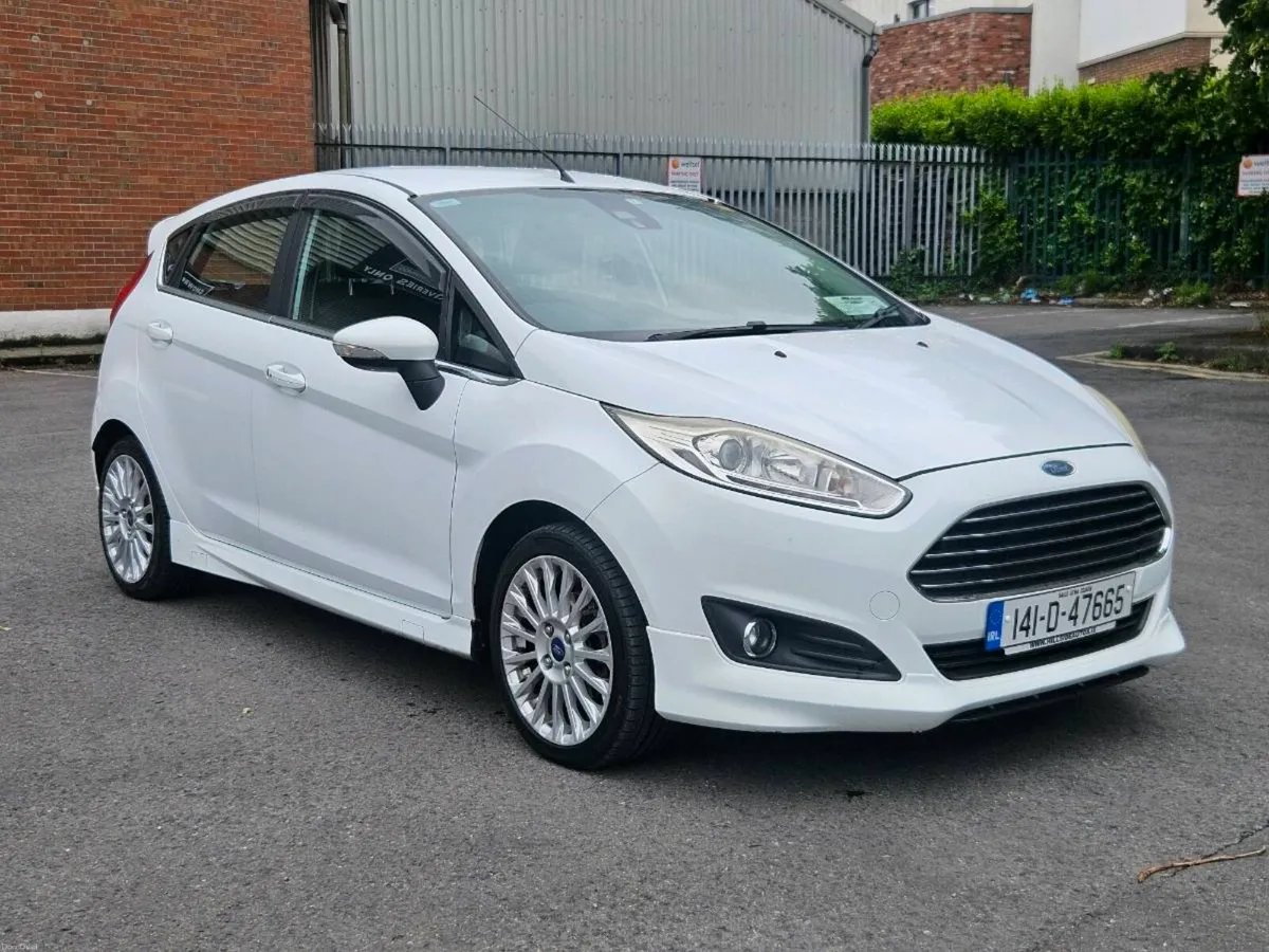 2014 Ford Fiesta , Automatic , nct & taxed - Image 1
