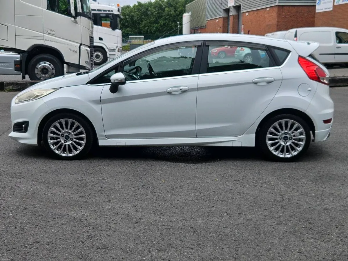 2014 Ford Fiesta , Automatic , nct & taxed - Image 6