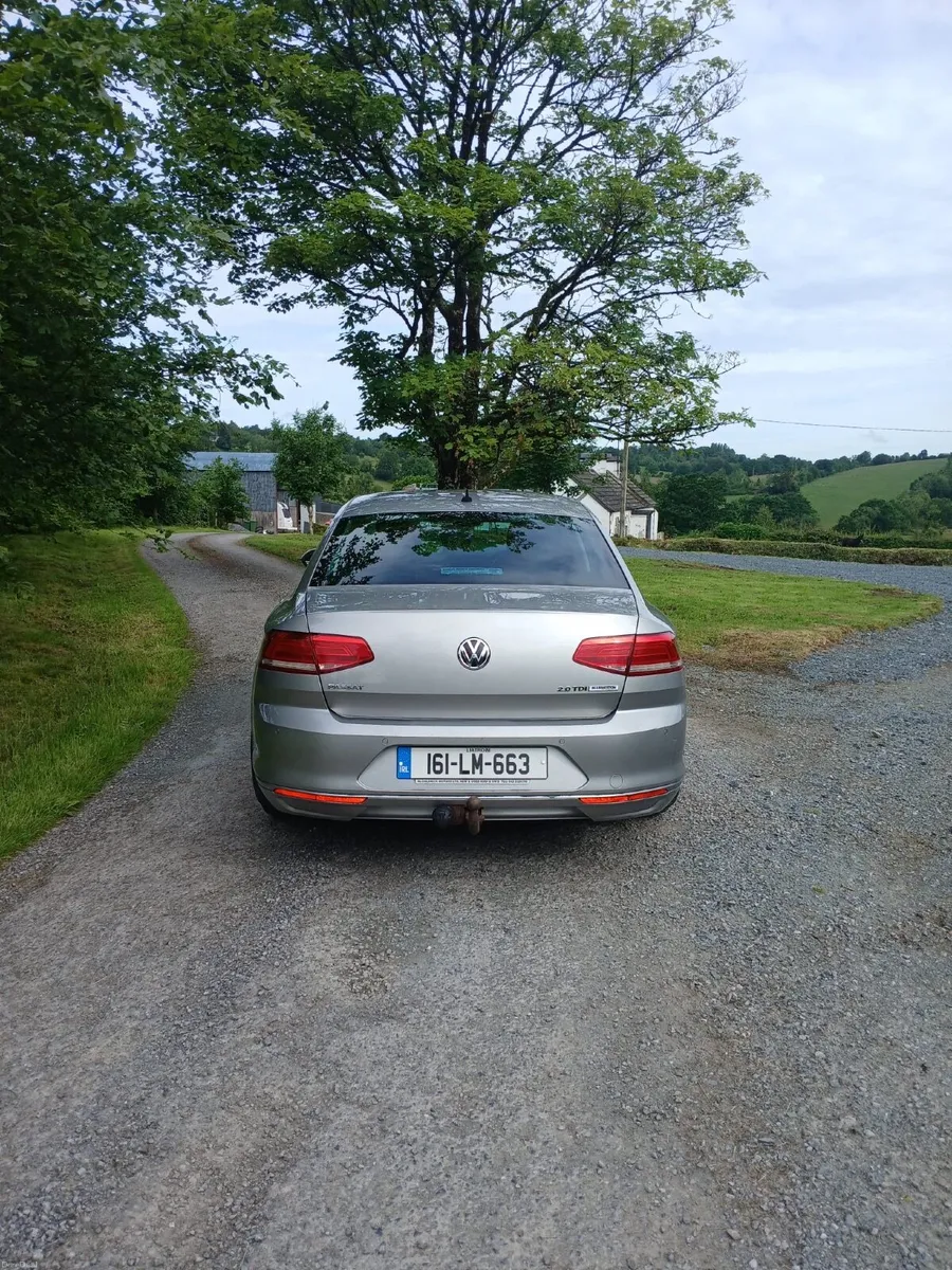 Volkswagen Passat 2016 - Image 4