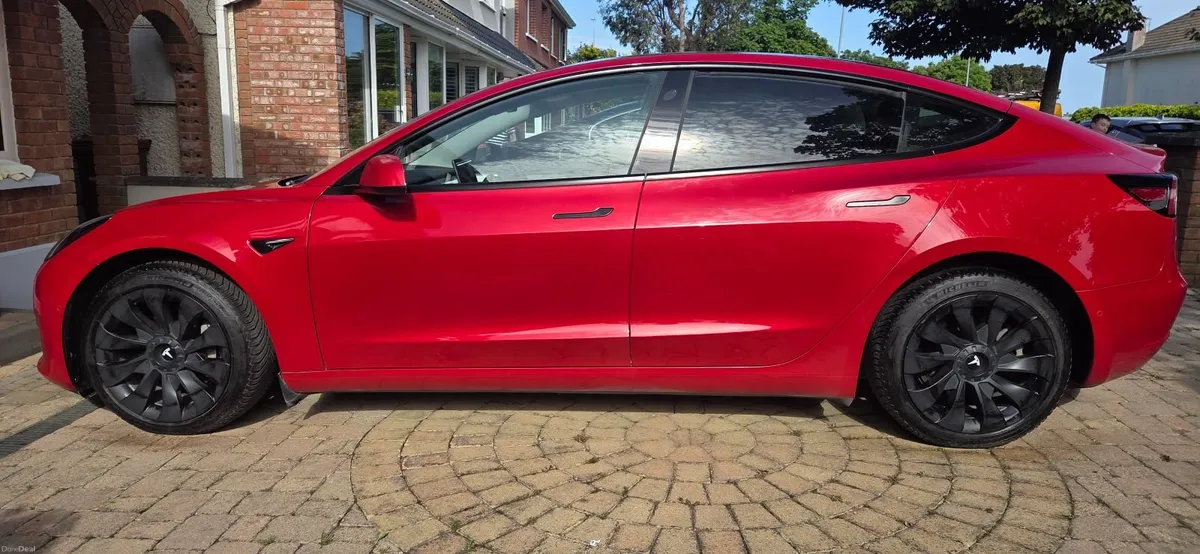 Tesla Model 3 2021 LONG RANGE AWD - Image 1