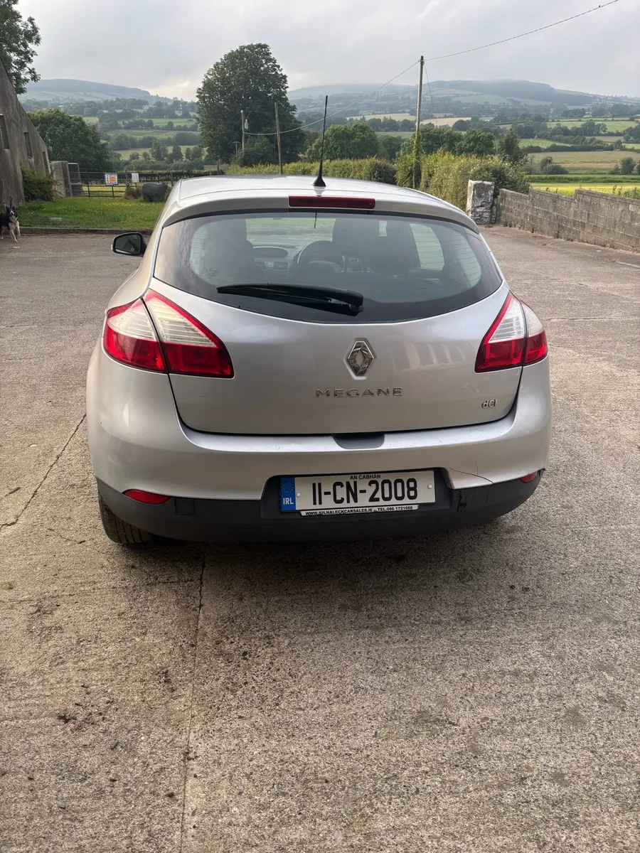 Renault  megane 1.5 diesel - Image 4