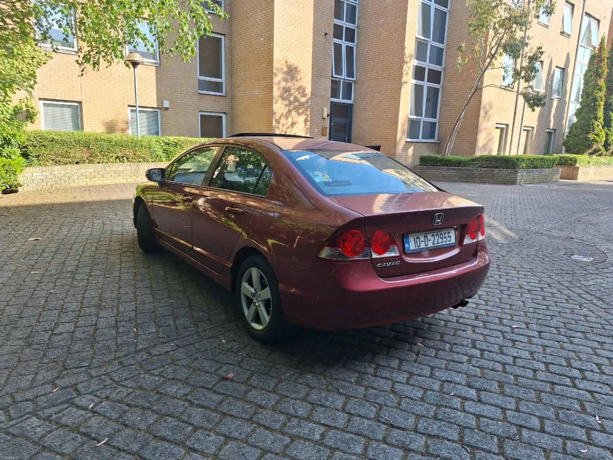 Honda civic - Image 1