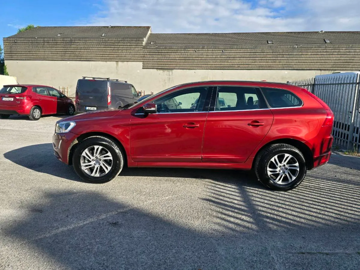 Volvo xc60 - Image 2