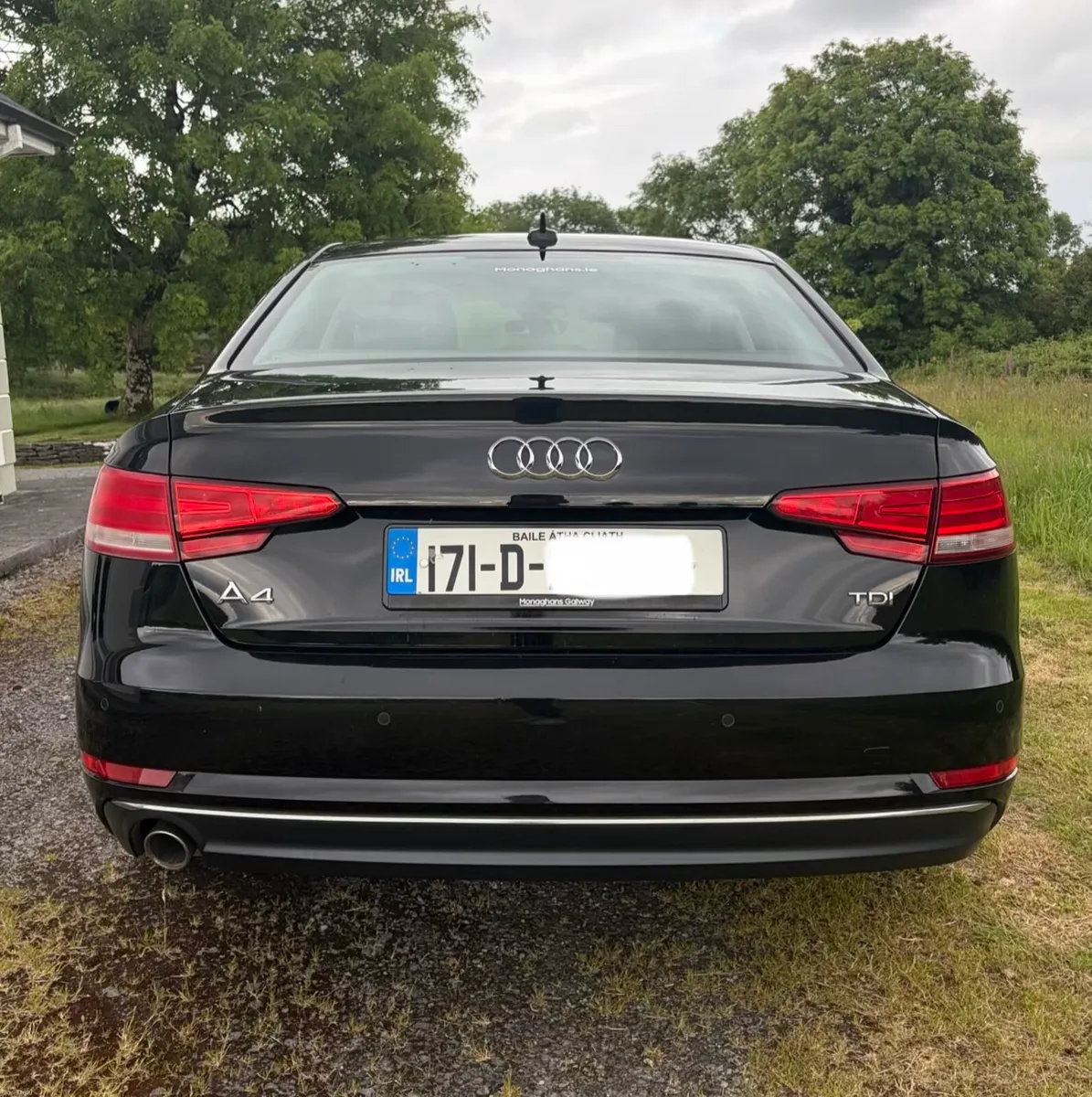 Audi A4 2.0 TDI 122BHP SE - Image 4