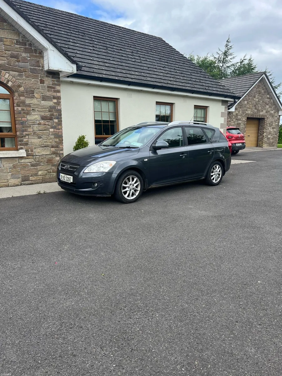 Kia ceed estate - Image 2