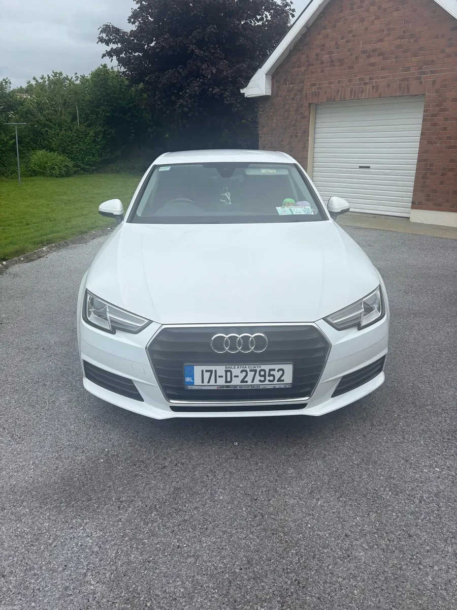 White Audi A4 2.0 TDI - Image 1