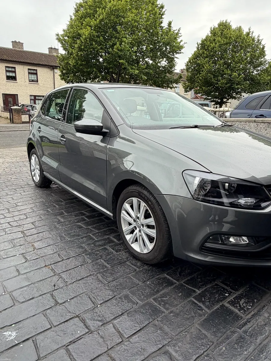 Volkswagen Polo 2017 - Image 2