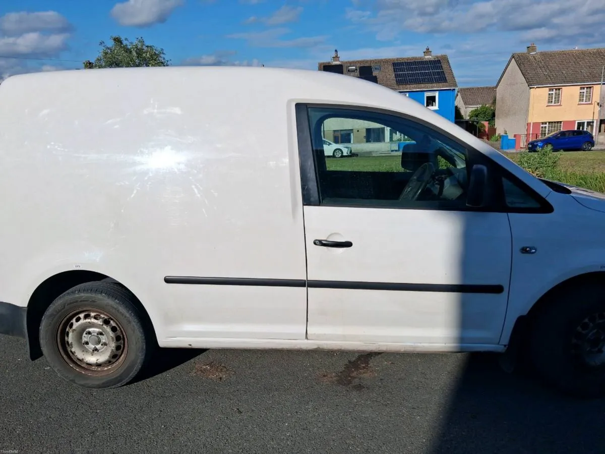 Vw Caddy 142 - Image 3