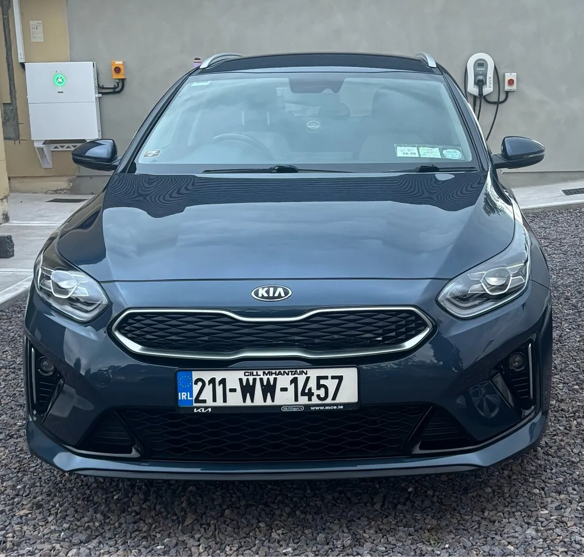 211 Kia Ceed PHEV SW - Full Kia serviced - Image 1