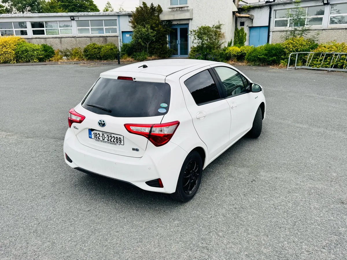 Toyota Vitz Automatic Hybrid Low Miles Warranty - Image 2
