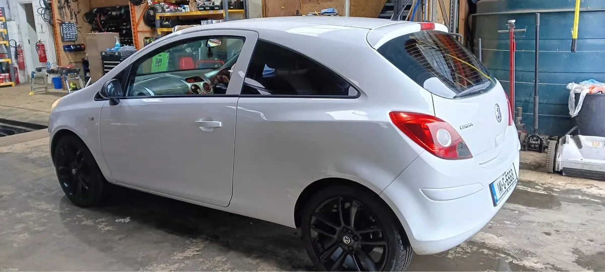 Vauxhall Corsa - Image 4