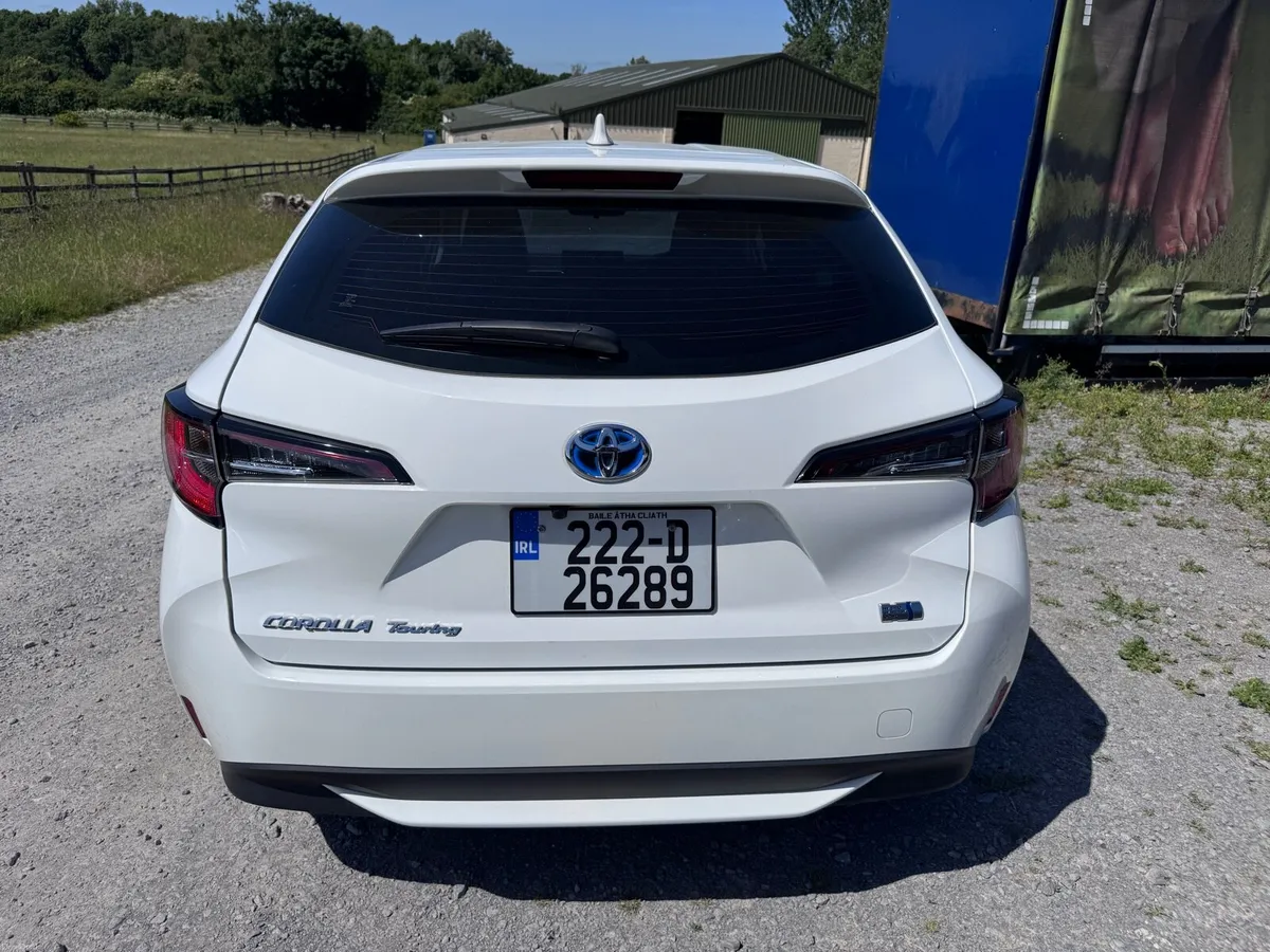 Toyota Corolla Touring 222 - Image 3