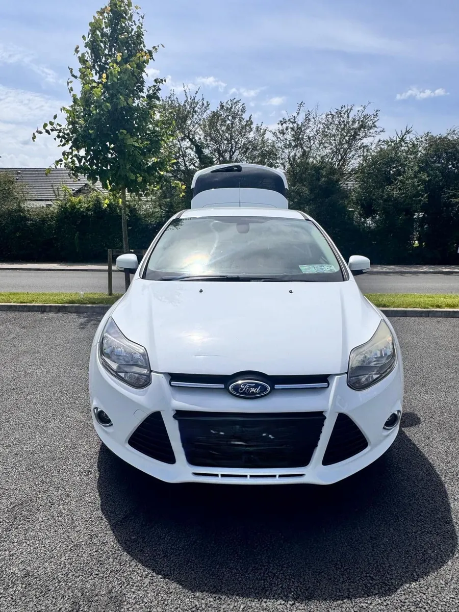 2013 Ford Focus | White | Lady Owned Family Car - Image 3