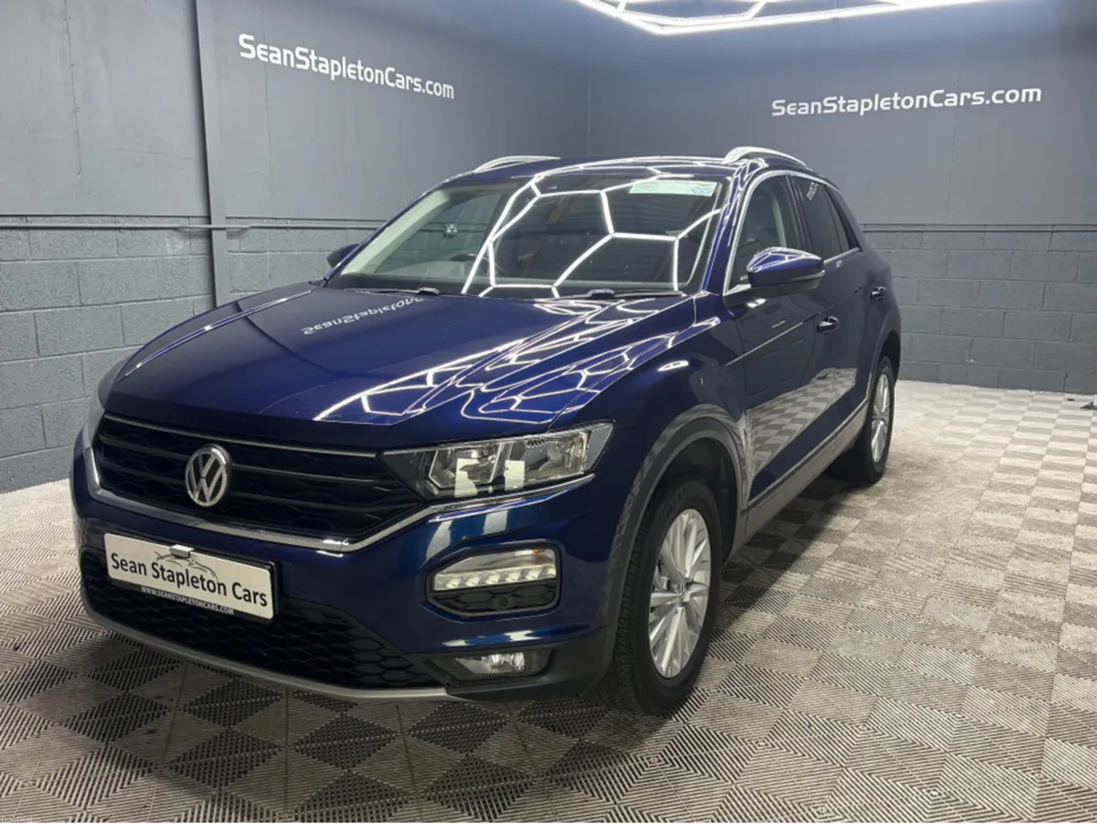 Volkswagen T-Roc DESIGN 1.6 TDI MANUAL 6SPEED FWD - Image 1