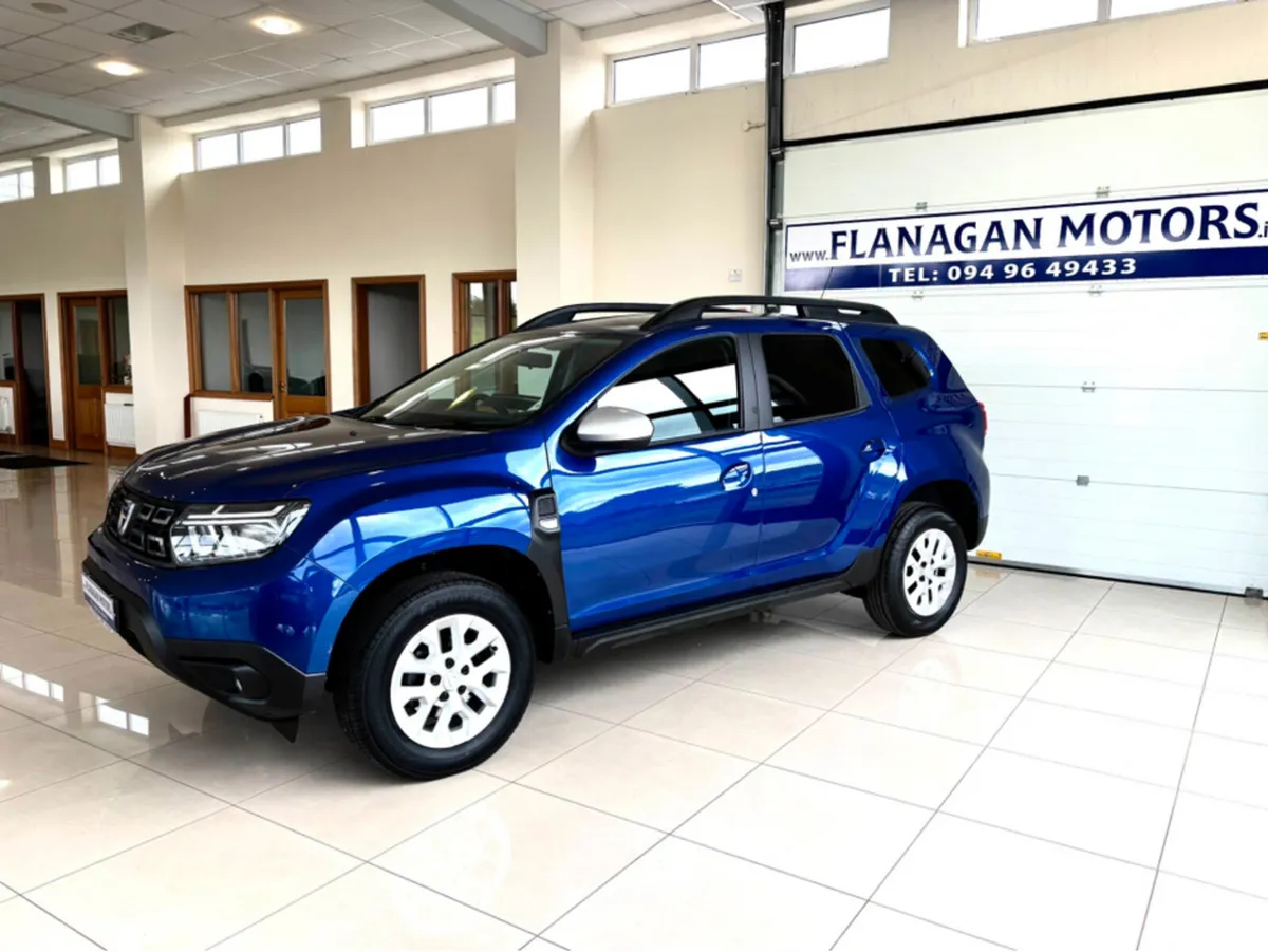 Dacia Duster COMFORT BLUE DCI 115 4X2 5DR - Image 2