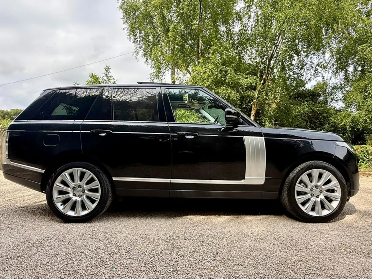 Land Rover Range Rover WESTMINSTER P400E *Opening - Image 6