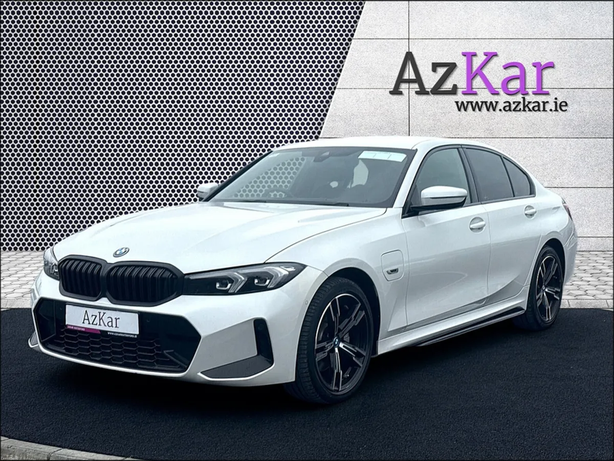 BMW 3-Series 2023 M SPORT 330E SALOON 2.0 PHEV 290 - Image 3