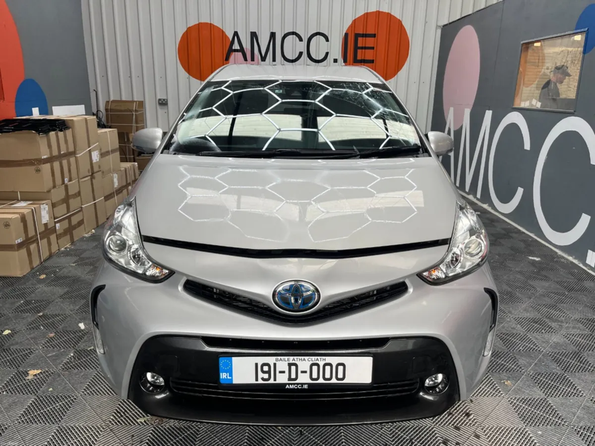 Toyota Prius 2019 TOYOTA PRIUS ALPHA S 1.8 AUTOMAT - Image 6