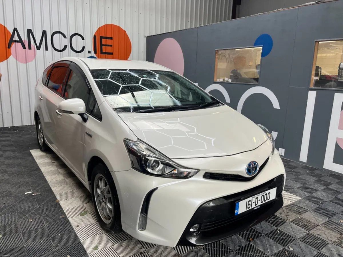 Toyota Prius 2016 TOYOTA PRIUS ALPHA S 1.8 AUTOMAT - Image 1