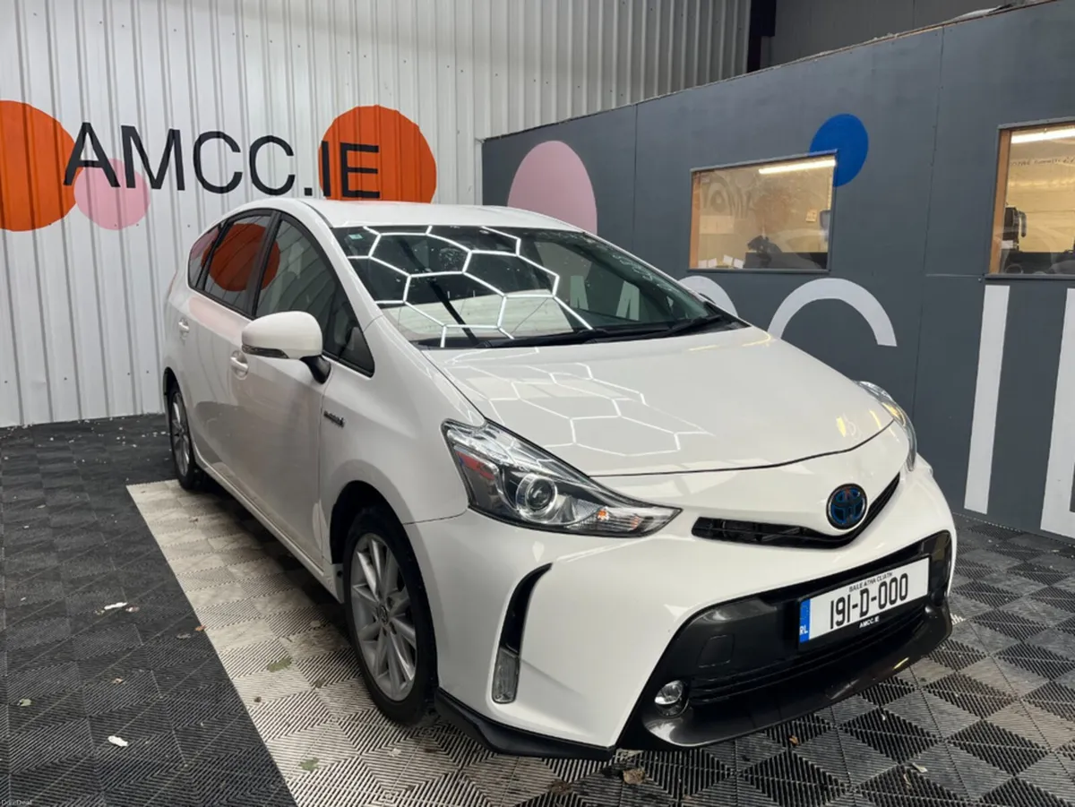 Toyota Prius 2019 TOYOTA PRIUS ALPHA S 1.8 AUTOMAT - Image 1