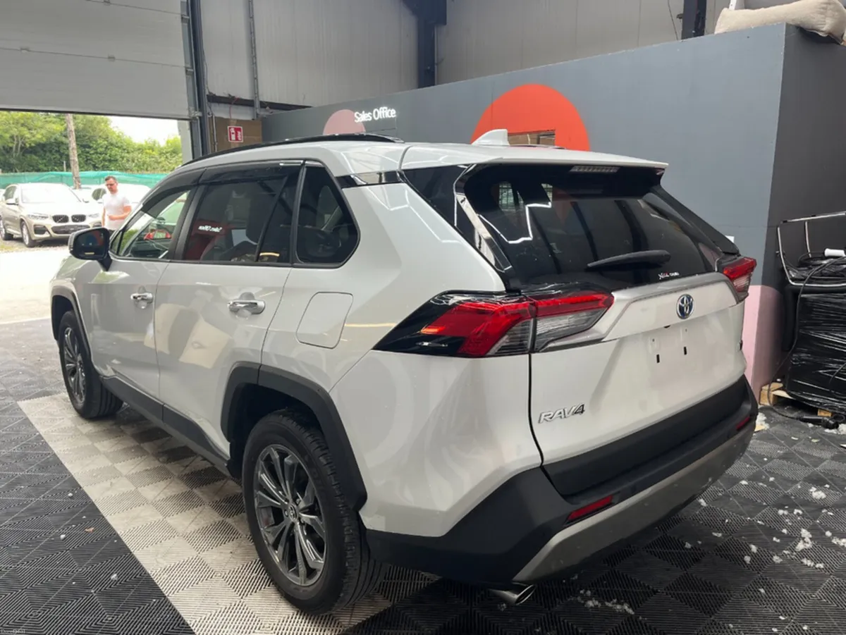 Toyota RAV4 2024 TOYOTA RAV4 HYBRID G 2.5 AUTOMATI - Image 4