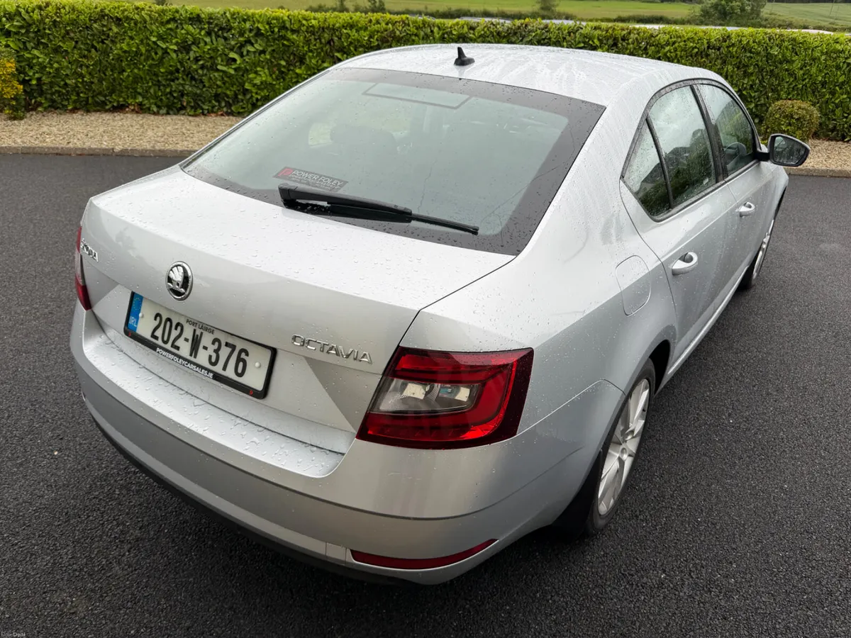 2020 (202)Skoda Octavia 1.6 DSL Ambition NCT 07/28 - Image 5