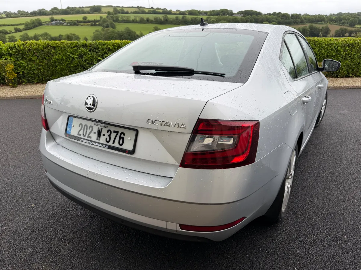 2020 (202)Skoda Octavia 1.6 DSL Ambition NCT 07/28 - Image 3