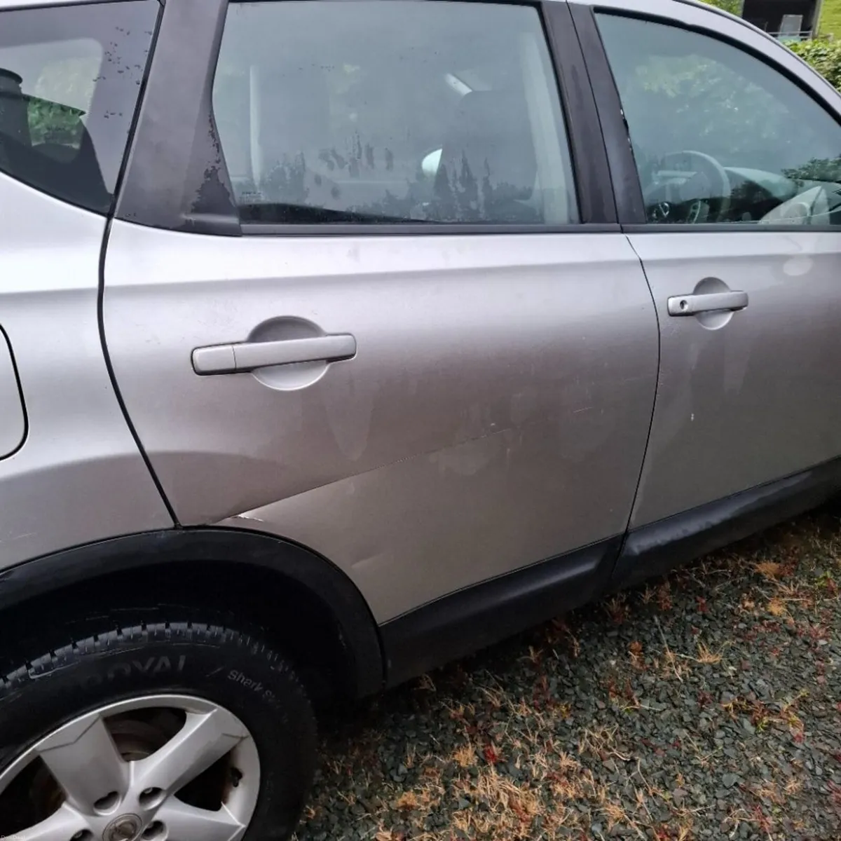 Nissan Qashqai 2009 - Image 3