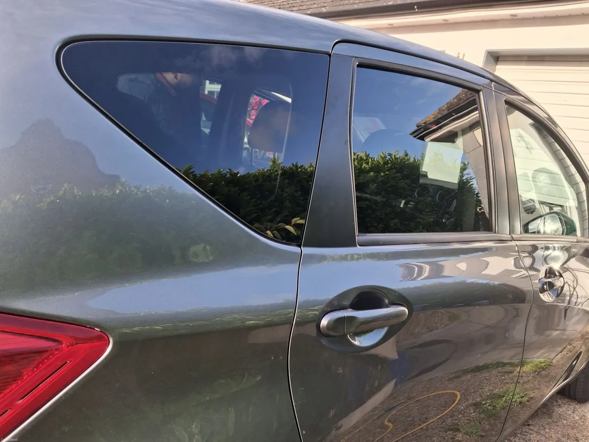 Automatic Nissan Note 2015 - Image 1