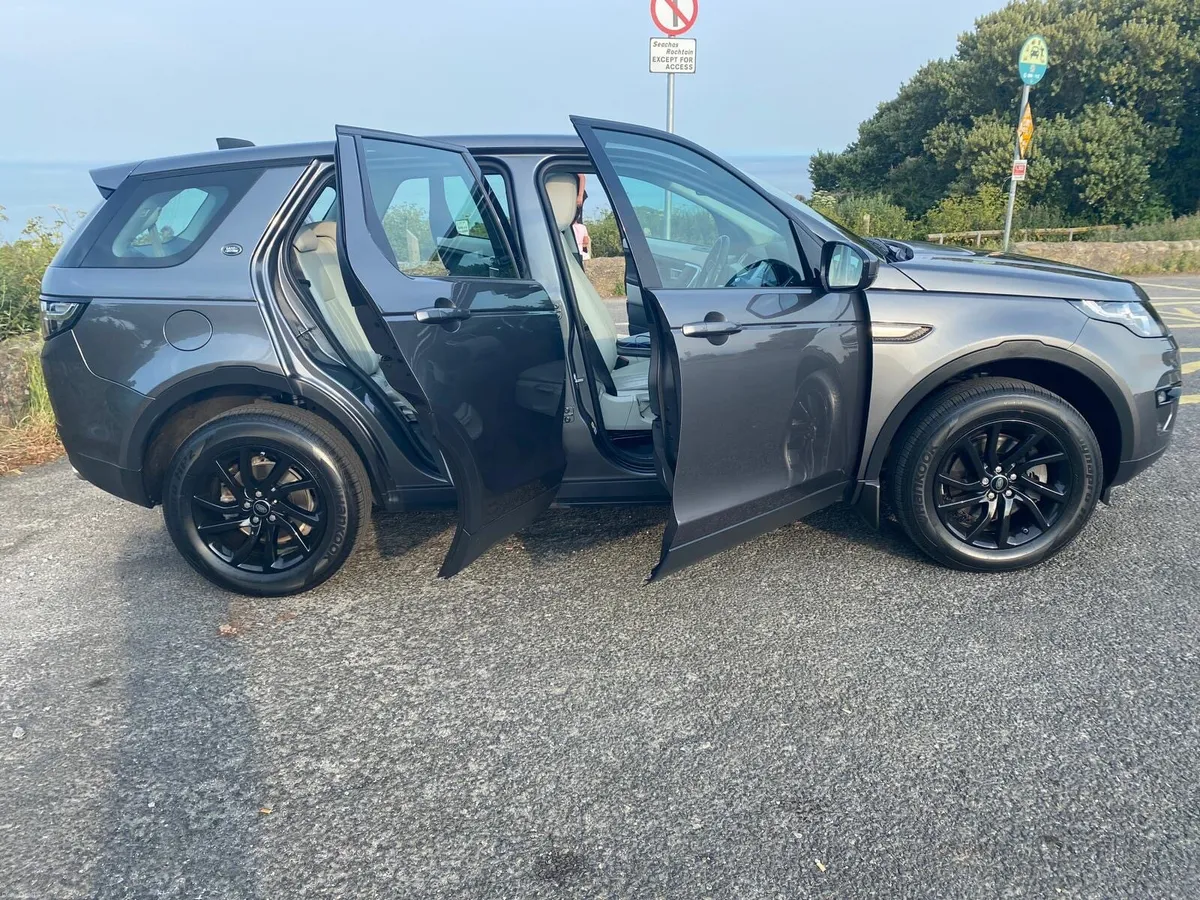 Car - Image 2