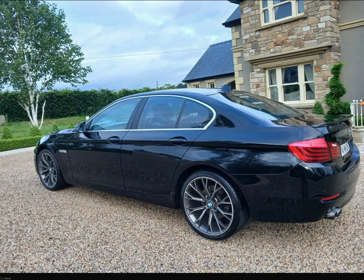 BMW 5-Series 2014 - Image 3
