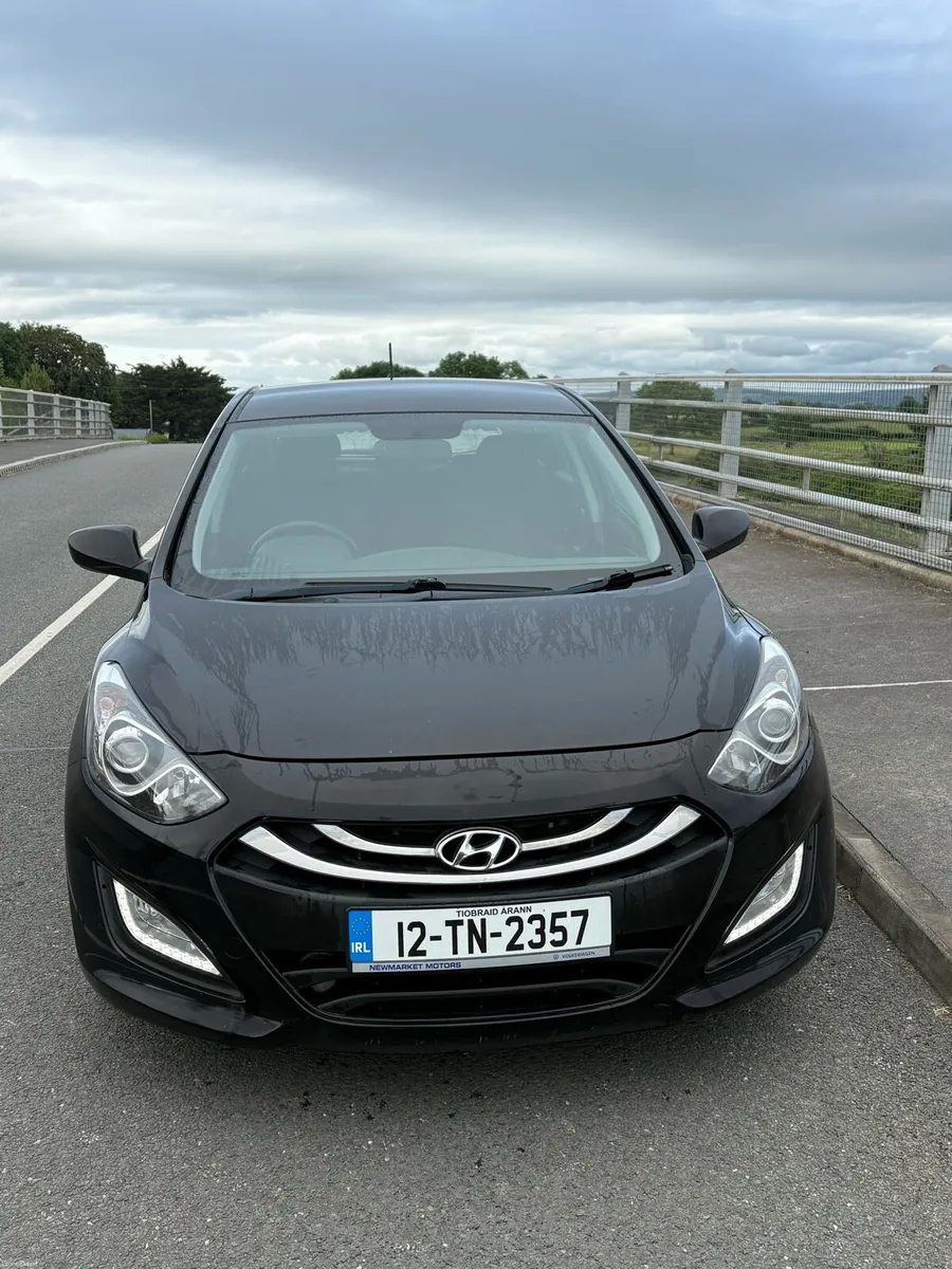 2012 Hyundai I30 New Nct - Image 2