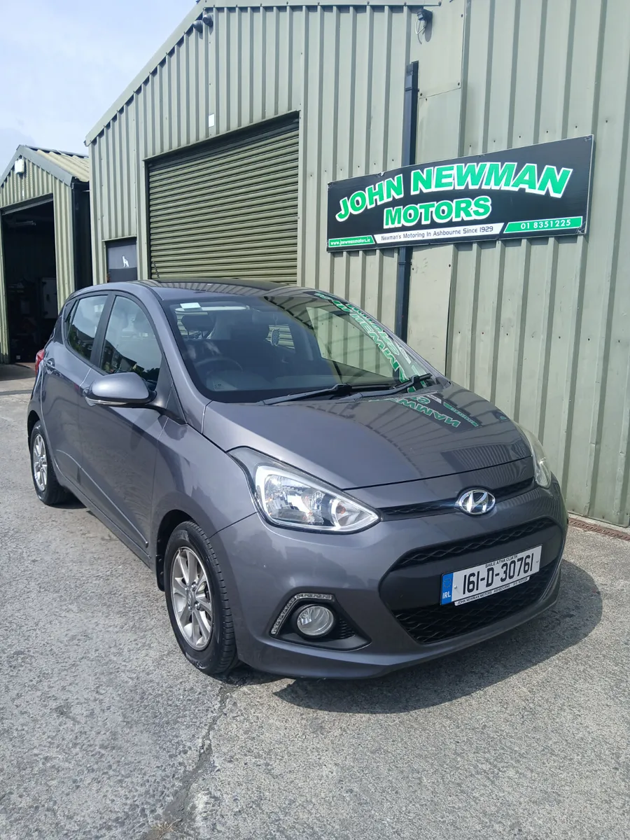 Hyundai i10 1 litre low mileage  2016 - Image 4