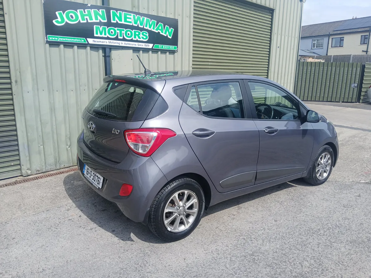 Hyundai i10 1 litre low mileage  2016 - Image 2