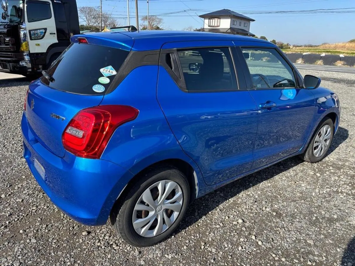 Suzuki Swift XG - Image 2
