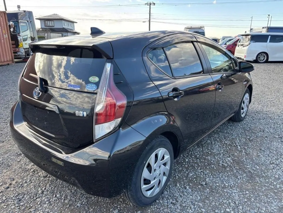 Toyota Aqua 152 S - Image 2